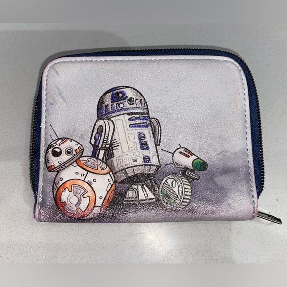 Loungefly Handbags - Loungefly Star Wars Droids zipper wallet